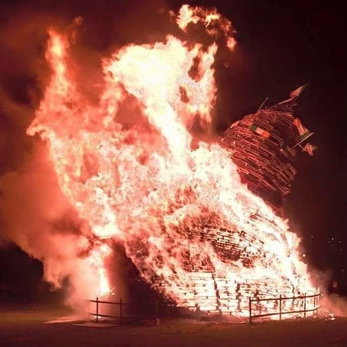 - 11.07 - Bonfire Night en Irlande du Nord -